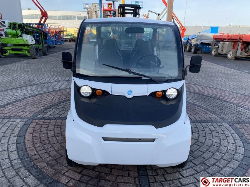 Polaris Gem E4 Electric UTV Vehicle Road Registration  - Voiture: photos 2 Polaris Gem E4 Electric UTV Vehicle Road Registration  - Voiture: photos 2