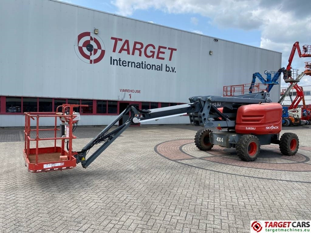 SkyJack SJ63AJ Articulated 4x4 Diesel Boom WorkLift 2136cm - Nacelle articulée: photos 1 SkyJack SJ63AJ Articulated 4x4 Diesel Boom WorkLift 2136cm - Nacelle articulée: photos 1