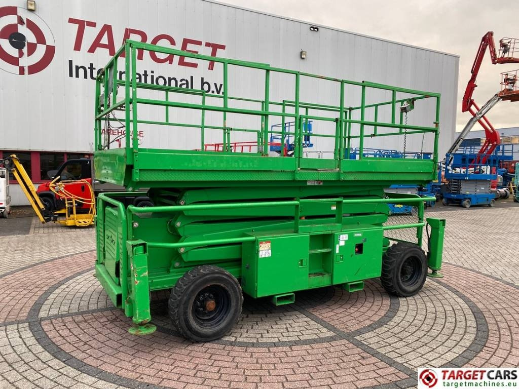 SkyJack SJ9241 RT Diesel 4x4 Scissor Work Lift 1450cm - Nacelle ciseaux: photos 1 SkyJack SJ9241 RT Diesel 4x4 Scissor Work Lift 1450cm - Nacelle ciseaux: photos 1