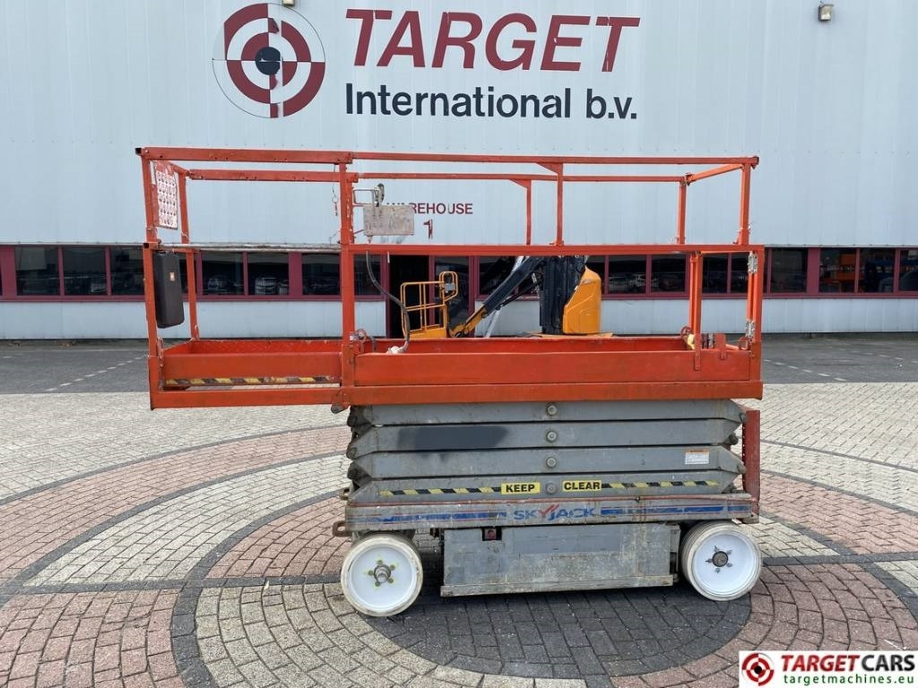 SkyJack SJIII-3226 Electric 3226 Scissor Work Lift 990cm - Nacelle ciseaux: photos 5 SkyJack SJIII-3226 Electric 3226 Scissor Work Lift 990cm - Nacelle ciseaux: photos 5