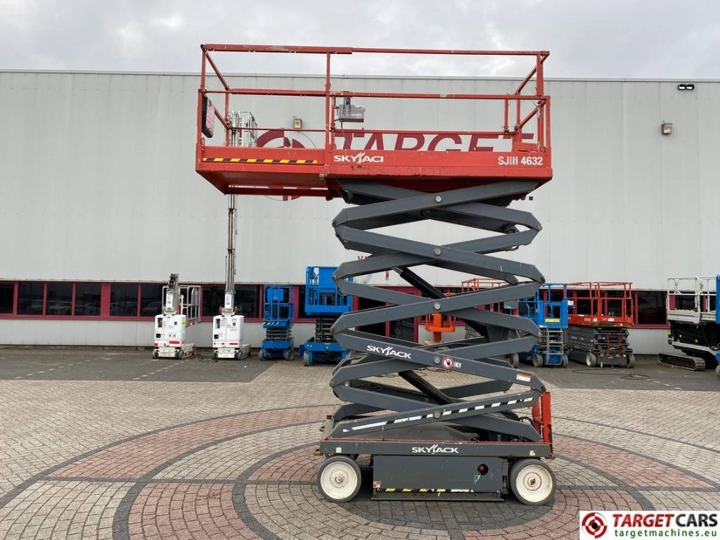 SkyJack SJIII-4632 Electric Scissor SJ4632 WorkLift 1170cm - Nacelle ciseaux: photos 5 SkyJack SJIII-4632 Electric Scissor SJ4632 WorkLift 1170cm - Nacelle ciseaux: photos 5