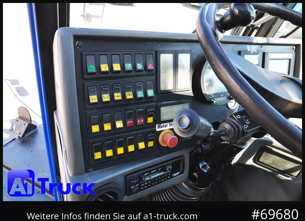 DEMAG AC 40-1 City, Mobilkran, Klappspitze, - Grue mobile: photos 2 DEMAG AC 40-1 City, Mobilkran, Klappspitze, - Grue mobile: photos 2