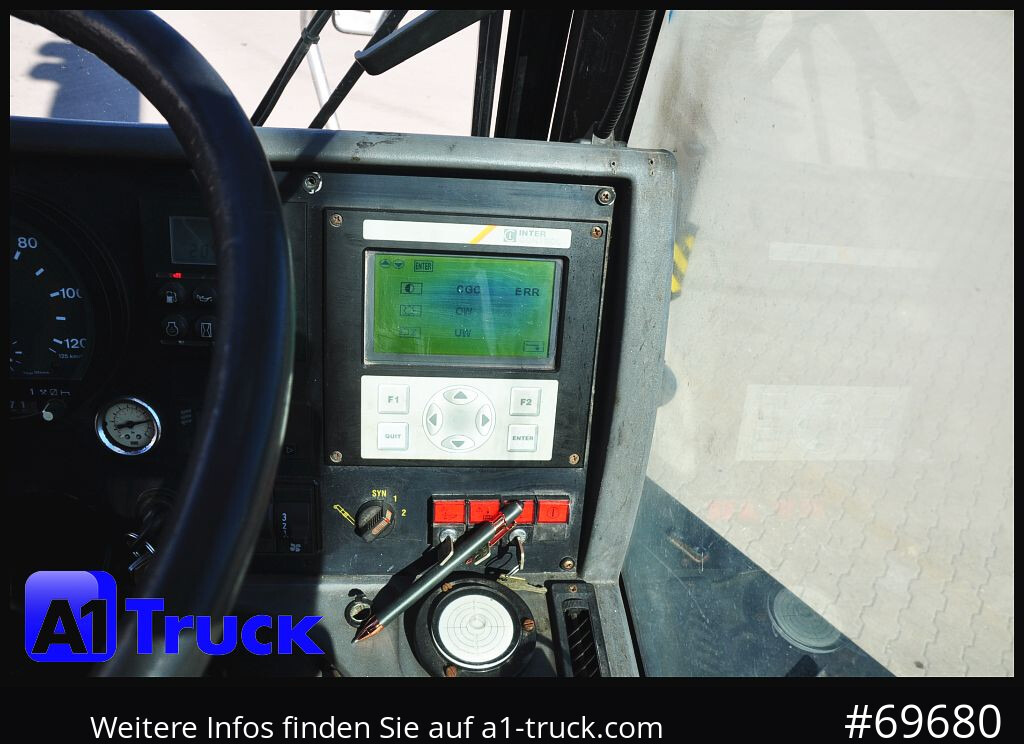 DEMAG AC 40-1 City, Mobilkran, Klappspitze, - Grue mobile: photos 3 DEMAG AC 40-1 City, Mobilkran, Klappspitze, - Grue mobile: photos 3