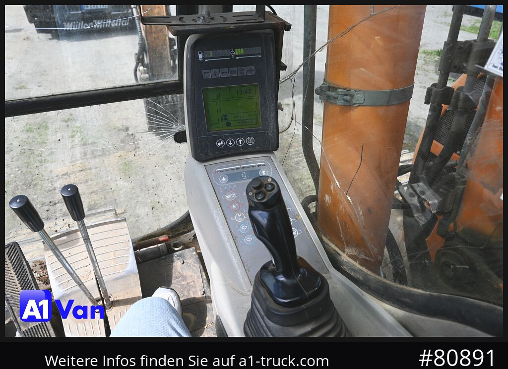 Pelle sur chenille LIEBHERR 924 Compact, Kettenbagger: photos 13 Pelle sur chenille LIEBHERR 924 Compact, Kettenbagger: photos 13