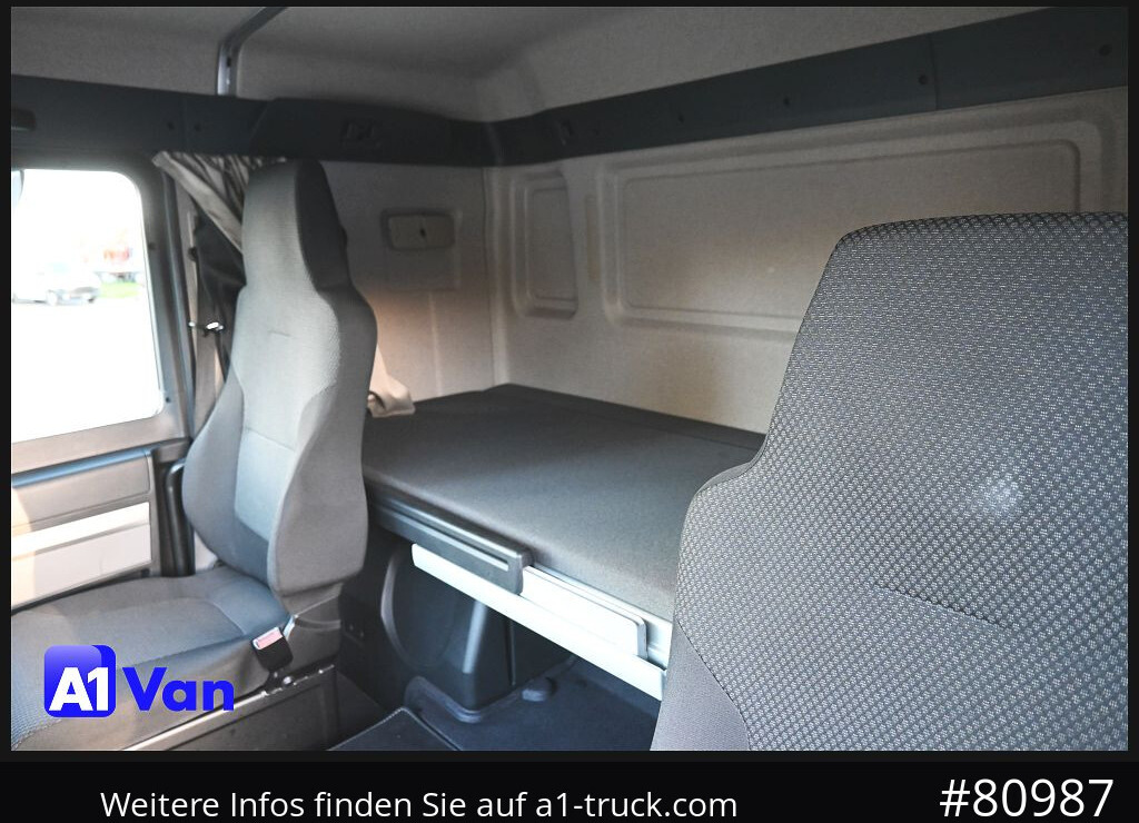 MAN TGL 8.190 4x2 L-Haus Schlafkabine - Fourgon grand volume: photos 4 MAN TGL 8.190 4x2 L-Haus Schlafkabine - Fourgon grand volume: photos 4