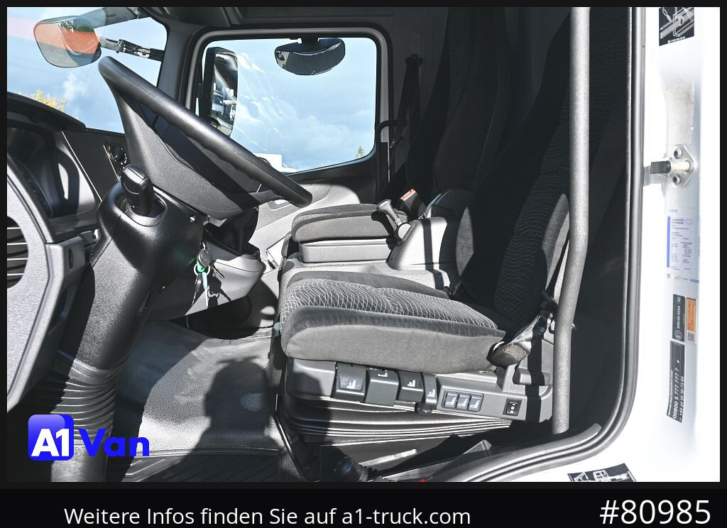 MERCEDES-BENZ Atego 816 Kipper Kran, Hiab, AHK, Klima - Utilitaire benne: photos 4 MERCEDES-BENZ Atego 816 Kipper Kran, Hiab, AHK, Klima - Utilitaire benne: photos 4