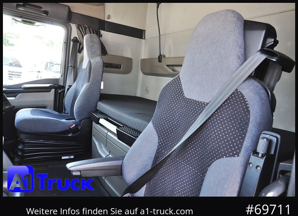 MAN TGX 18,480 BLS Intarder Standklima, Soundsystem - Tracteur routier: photos 4 MAN TGX 18,480 BLS Intarder Standklima, Soundsystem - Tracteur routier: photos 4