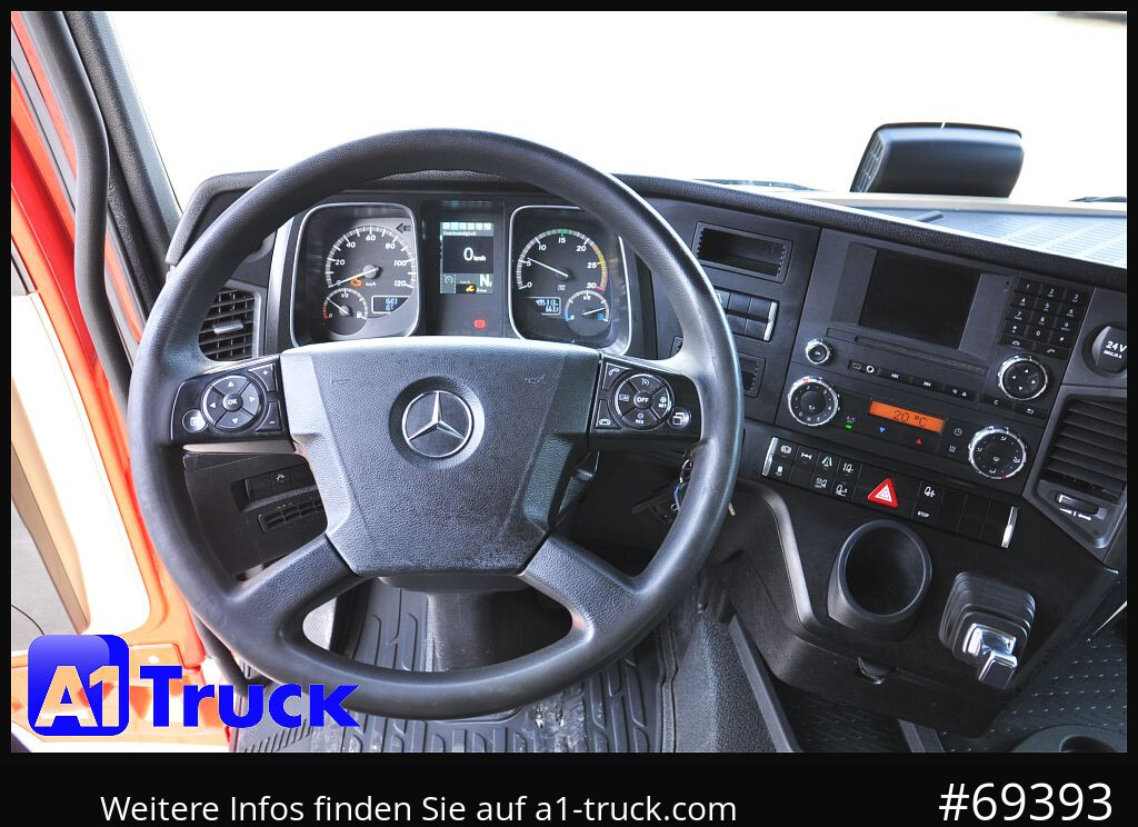MERCEDES-BENZ Actros 1832, Lowliner, 1 Vorbesitzer - Tracteur routier: photos 4 MERCEDES-BENZ Actros 1832, Lowliner, 1 Vorbesitzer - Tracteur routier: photos 4