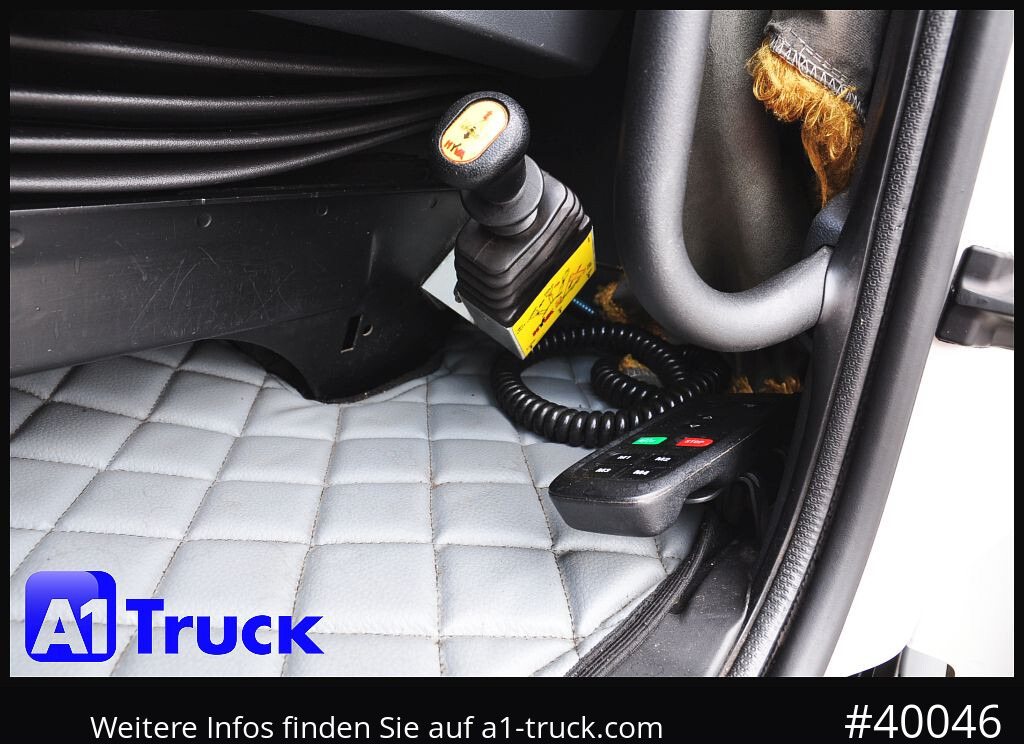 SCANIA R410, Topline, 2K Hydraulik, Retarder, Standklima - Tracteur routier: photos 4 SCANIA R410, Topline, 2K Hydraulik, Retarder, Standklima - Tracteur routier: photos 4