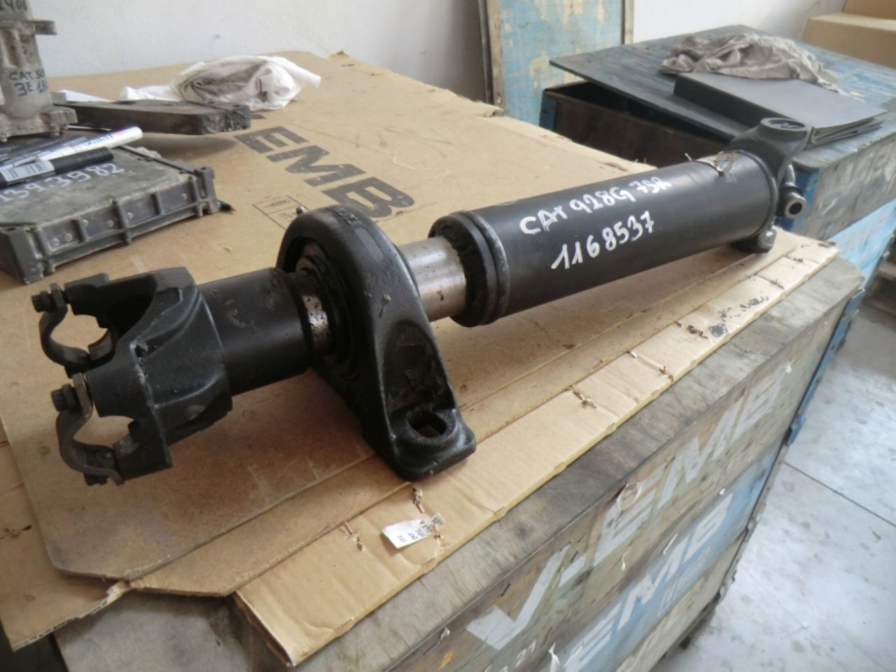 Caterpillar 928G ALBERO - Transmission pour Engins de chantier: photos 3 Caterpillar 928G ALBERO - Transmission pour Engins de chantier: photos 3