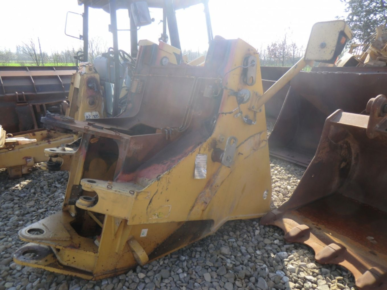 Caterpillar 962H TELAIO ANTERIORE - Frame/ Châssis pour Engins de chantier: photos 4 Caterpillar 962H TELAIO ANTERIORE - Frame/ Châssis pour Engins de chantier: photos 4