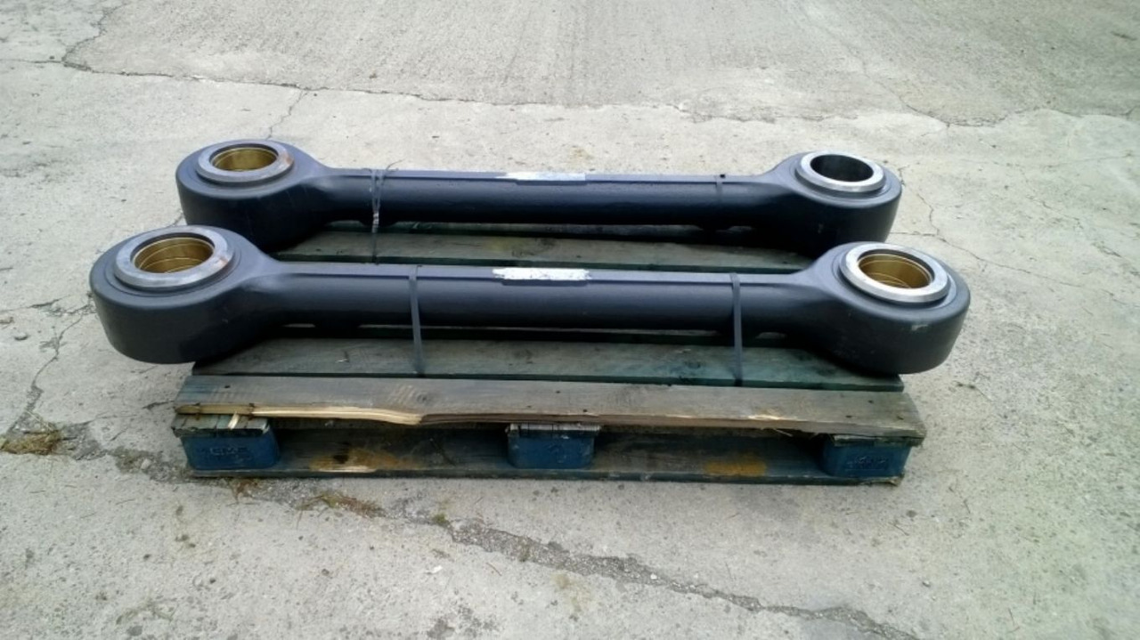 VOLVO L180 BM-C-D-E-F-G BIELLA - Carrosserie et extérieur pour Engins de chantier: photos 4 VOLVO L180 BM-C-D-E-F-G BIELLA - Carrosserie et extérieur pour Engins de chantier: photos 4