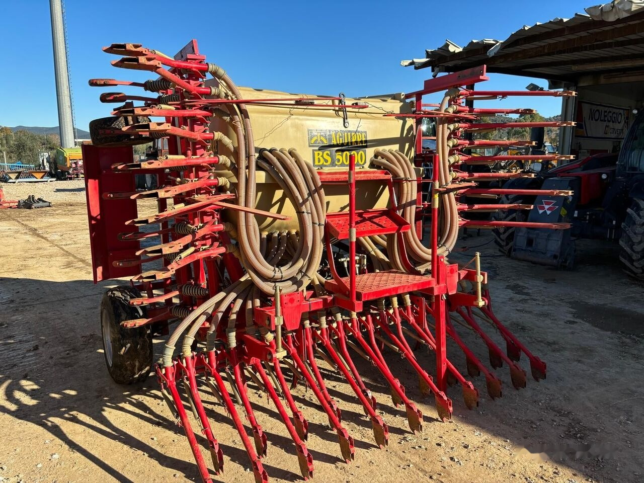 Aguirre BS5000 - Semoir: photos 5 Aguirre BS5000 - Semoir: photos 5