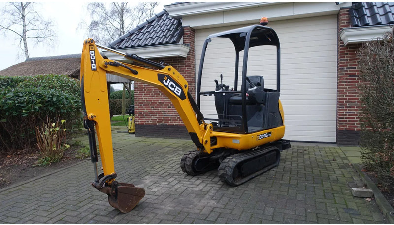 JCB 8018 CTS - Mini grue: photos 1 JCB 8018 CTS - Mini grue: photos 1