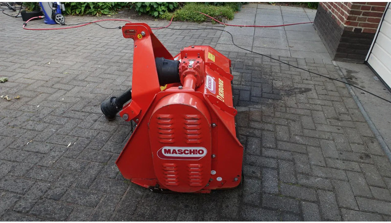 Maschio Birba 135 Klepelmaaier - Broyeur à axe horizontal: photos 4 Maschio Birba 135 Klepelmaaier - Broyeur à axe horizontal: photos 4