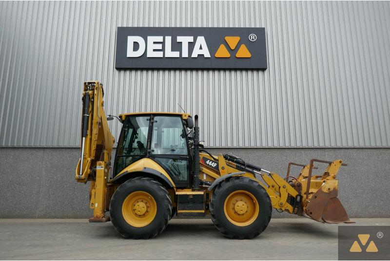 Caterpillar 444F - Tractopelle: photos 2 Caterpillar 444F - Tractopelle: photos 2