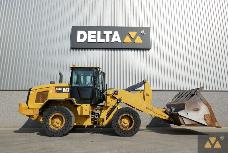 Caterpillar 938M - Chargeuse sur pneus: photos 2 Caterpillar 938M - Chargeuse sur pneus: photos 2