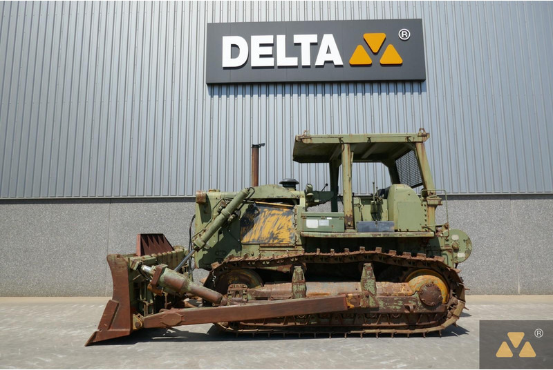 Caterpillar D7F Ex-army - Bulldozer: photos 1 Caterpillar D7F Ex-army - Bulldozer: photos 1
