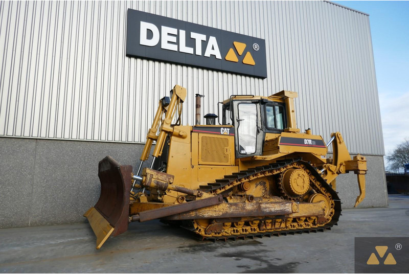 Caterpillar D7R XR Series II - Bulldozer: photos 4 Caterpillar D7R XR Series II - Bulldozer: photos 4