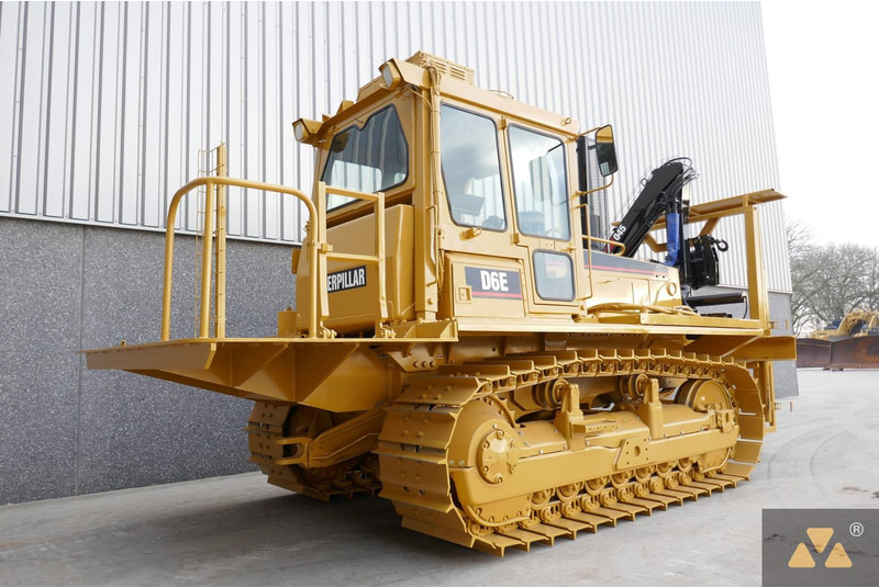 Caterpillar D6E Welding Tractor - Engins de chantier: photos 5 Caterpillar D6E Welding Tractor - Engins de chantier: photos 5