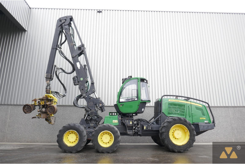John Deere 1270E - Abatteuse: photos 1 John Deere 1270E - Abatteuse: photos 1