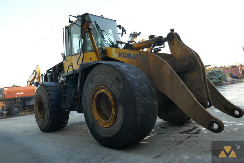 Komatsu WA470-6 - Chargeuse sur pneus: photos 4 Komatsu WA470-6 - Chargeuse sur pneus: photos 4