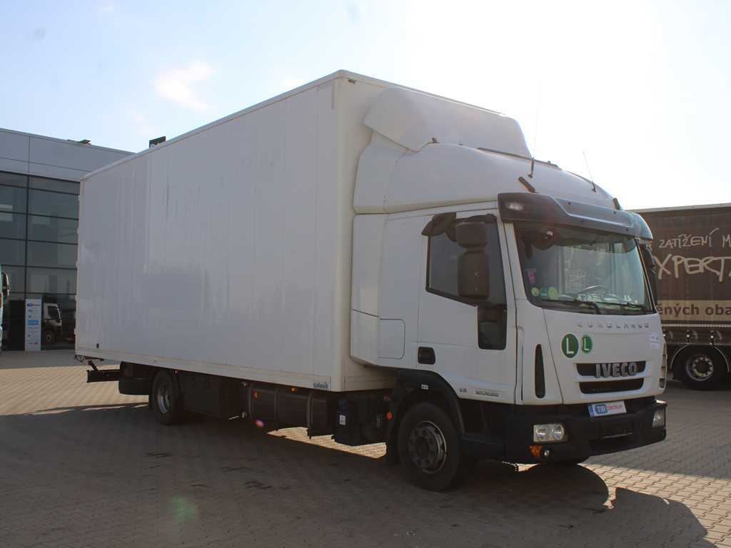 Iveco EUROCARGO 120EL22, EURO 6, PNEU 80% - Camion fourgon: photos 3 Iveco EUROCARGO 120EL22, EURO 6, PNEU 80% - Camion fourgon: photos 3