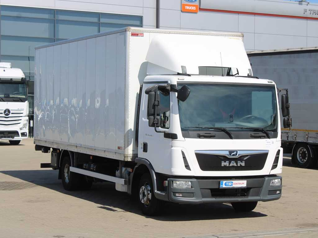 MAN TGL 12.220, HYDRAULIC FRONT, EURO 6 - Camion fourgon: photos 2 MAN TGL 12.220, HYDRAULIC FRONT, EURO 6 - Camion fourgon: photos 2