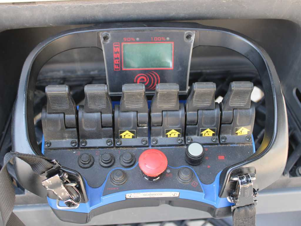 Renault D 250, EURO 6, SIDE, HYDRAULIC ARM FASSI F110 en leasing occasion Renault D 250, EURO 6, SIDE, HYDRAULIC ARM FASSI F110: photos 12