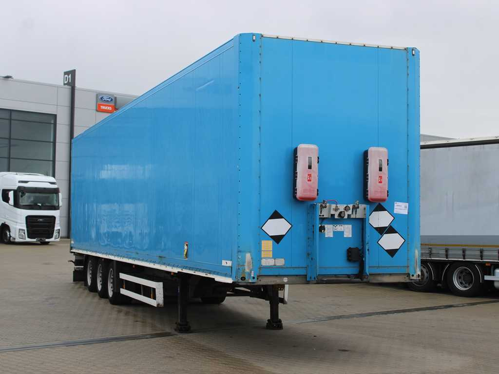Schmitz CARGOBULL AG SKO 24, AXLES SAF, LOWDECK, TIRES 80% - Semi-remorque fourgon: photos 3 Schmitz CARGOBULL AG SKO 24, AXLES SAF, LOWDECK, TIRES 80% - Semi-remorque fourgon: photos 3