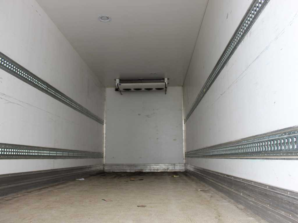 Svan CHT 202, CARRIER SUPRA 850 U, ELECTRIC CONNECTION - Remorque frigorifique: photos 2 Svan CHT 202, CARRIER SUPRA 850 U, ELECTRIC CONNECTION - Remorque frigorifique: photos 2