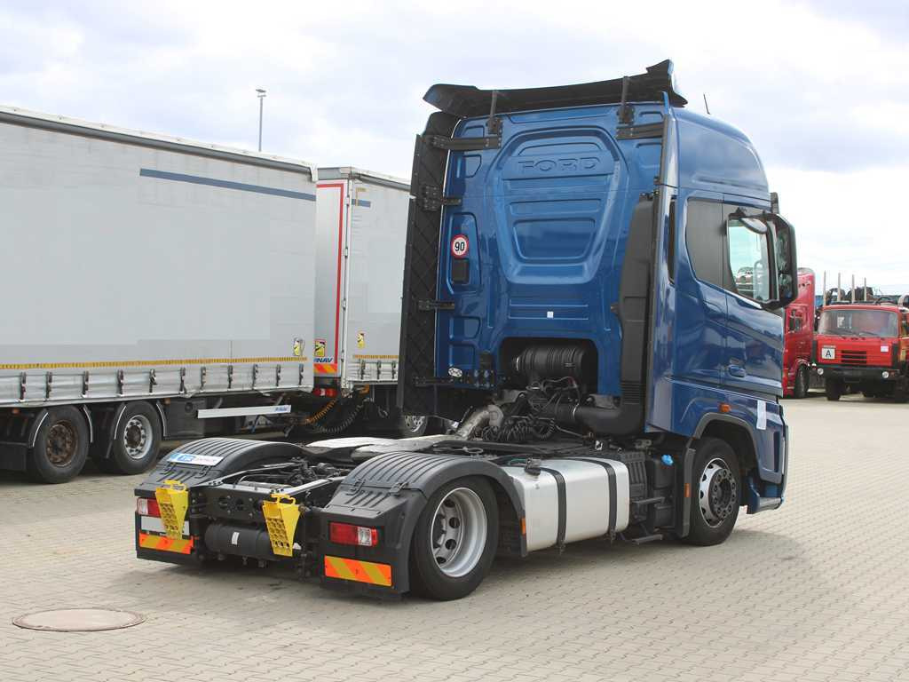 Ford F-MAX LL12tx, EURO 6, LOWDECK, NAVIGATION, INDEPENDENT AIR CONDITIONING - Tracteur routier: photos 4 Ford F-MAX LL12tx, EURO 6, LOWDECK, NAVIGATION, INDEPENDENT AIR CONDITIONING - Tracteur routier: photos 4