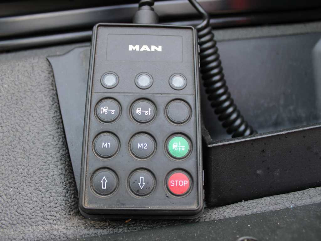 Tracteur routier MAN TGX 18.500, LOWDECK, NAVIGATION, RETARDER, EURO 6: photos 6 Tracteur routier MAN TGX 18.500, LOWDECK, NAVIGATION, RETARDER, EURO 6: photos 6