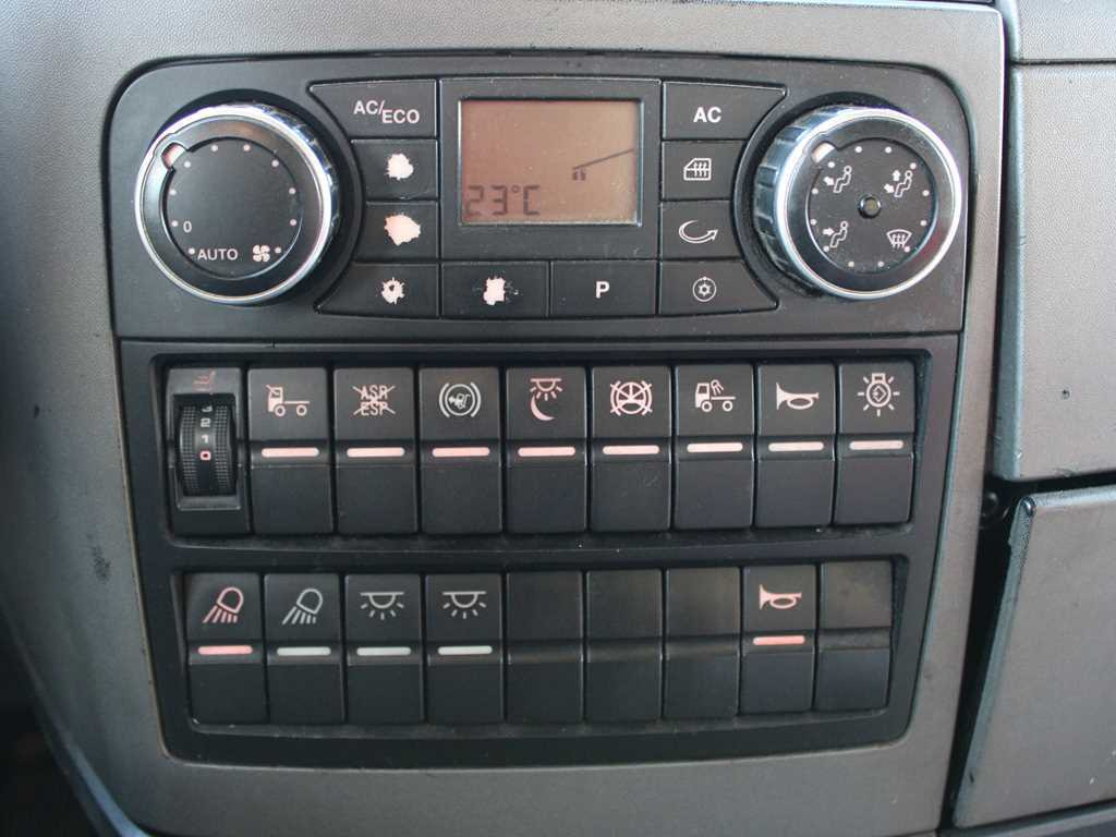 Tracteur routier MAN TGX 18.540, EURO 5, RETARDER: photos 14 Tracteur routier MAN TGX 18.540, EURO 5, RETARDER: photos 14