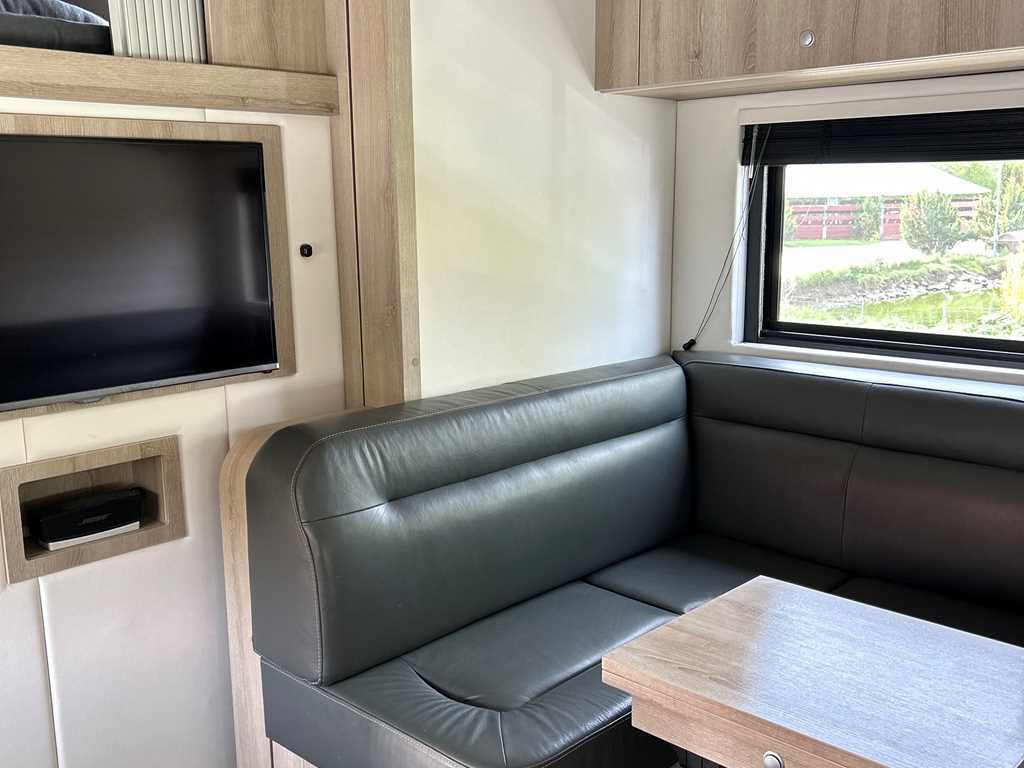 Camion chevaux Volvo STX FL, FOR 6 PEOPLE, FOR TRANSPORTING FIVE HORSES, CAMERA, 2X HYDRAULIC FRONT: photos 14