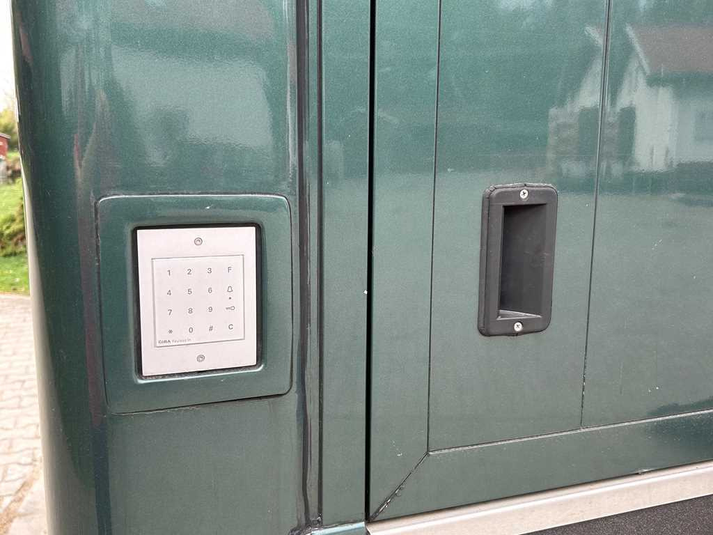 Camion chevaux Volvo STX FL, FOR 6 PEOPLE, FOR TRANSPORTING FIVE HORSES, CAMERA, 2X HYDRAULIC FRONT: photos 7