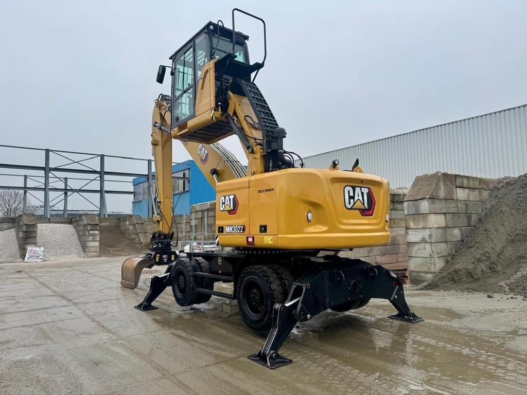 CAT MH3022 - Pelle de manutention: photos 4 CAT MH3022 - Pelle de manutention: photos 4