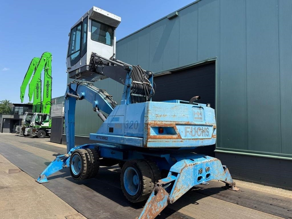 Fuchs MHL 320 - Pelle de manutention: photos 3 Fuchs MHL 320 - Pelle de manutention: photos 3