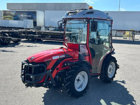 Antonio Carraro SRX 5800 TORA REDCAB, YANMAR; RADIO; KLIMA; RevGuide - Tracteur agricole: photos 1 Antonio Carraro SRX 5800 TORA REDCAB, YANMAR; RADIO; KLIMA; RevGuide - Tracteur agricole: photos 1