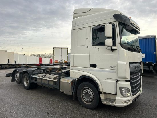 DAF XF 480 FAR BDF Euro 6 Liftachse, Retarder - Camion porte-conteneur/ Caisse mobile: photos 3 DAF XF 480 FAR BDF Euro 6 Liftachse, Retarder - Camion porte-conteneur/ Caisse mobile: photos 3