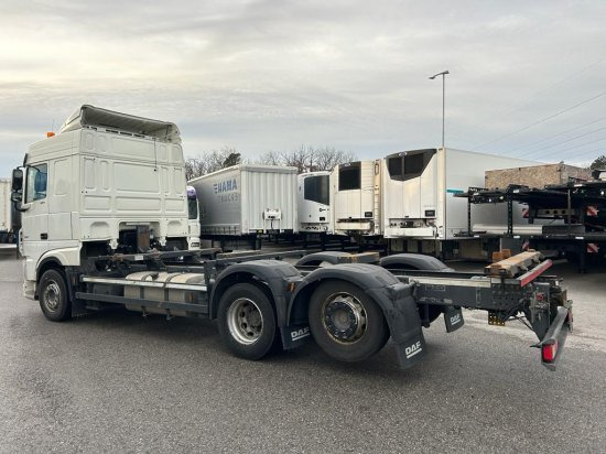 DAF XF 480 FAR BDF Euro 6 Liftachse, Retarder - Camion porte-conteneur/ Caisse mobile: photos 4 DAF XF 480 FAR BDF Euro 6 Liftachse, Retarder - Camion porte-conteneur/ Caisse mobile: photos 4