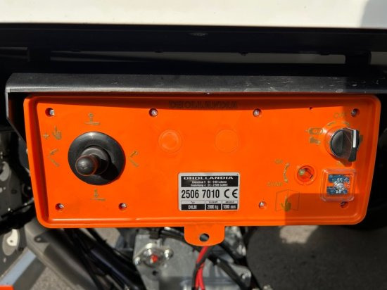 Semi-remorque isothermique neuf Krone SE City Kühler, TK SLXi 300, 1-Achsauflieger mit Hebebühne: photos 15 Semi-remorque isothermique neuf Krone SE City Kühler, TK SLXi 300, 1-Achsauflieger mit Hebebühne: photos 15