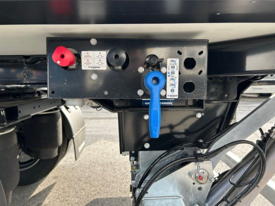Semi-remorque isothermique neuf Krone SE City Kühler, TK SLXi 300, 1-Achsauflieger mit Hebebühne: photos 13 Semi-remorque isothermique neuf Krone SE City Kühler, TK SLXi 300, 1-Achsauflieger mit Hebebühne: photos 13