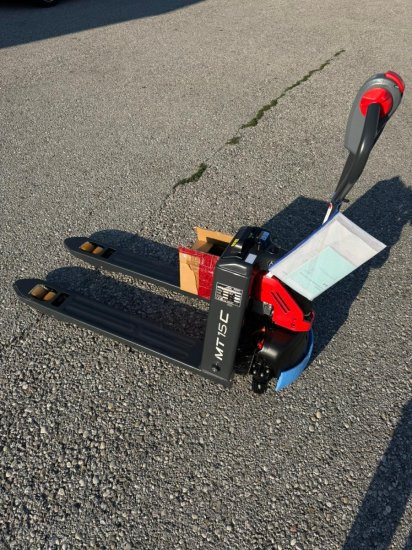 Linde Niederhubwagen MT15C - Transpalette: photos 1 Linde Niederhubwagen MT15C - Transpalette: photos 1