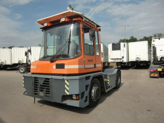 MAFI Hofschlepper MT32Z - Tracteur portuaire: photos 1 MAFI Hofschlepper MT32Z - Tracteur portuaire: photos 1