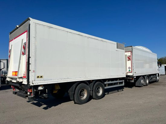 MAN 26.440 6x2-2LL Tiefkühlkoffer ohne Anhänger - Camion frigorifique: photos 4 MAN 26.440 6x2-2LL Tiefkühlkoffer ohne Anhänger - Camion frigorifique: photos 4