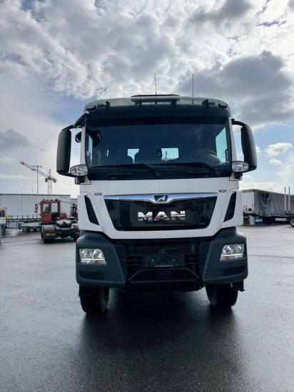 MAN TGS 26.430 6x4 3-Seitenkipper, HMF 2020K-RC Heckkran abnehmbar, - Camion benne, Camion grue: photos 2 MAN TGS 26.430 6x4 3-Seitenkipper, HMF 2020K-RC Heckkran abnehmbar, - Camion benne, Camion grue: photos 2