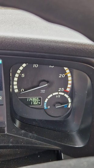 Mercedes-Benz AROCS 3552 963-2F Epsilon M100L86 Kran ? Leistungsstarker Holzladekran mit hoher Reichweite - Camion grue: photos 5 Mercedes-Benz AROCS 3552 963-2F Epsilon M100L86 Kran ? Leistungsstarker Holzladekran mit hoher Reichweite - Camion grue: photos 5