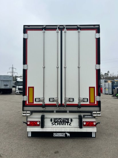 Schmitz SCB S3 24LKühlauflieger, ThermoKing SLXi 300 ,Doppelstock, Liftachse, Blumenbreite - Semi-remorque isothermique: photos 3 Schmitz SCB S3 24LKühlauflieger, ThermoKing SLXi 300 ,Doppelstock, Liftachse, Blumenbreite - Semi-remorque isothermique: photos 3