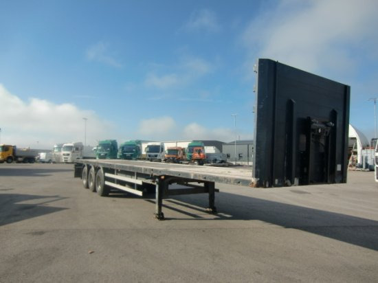 Semi-remorque plateau Schwarzmüller Plateau-Auflieger SPA3/E